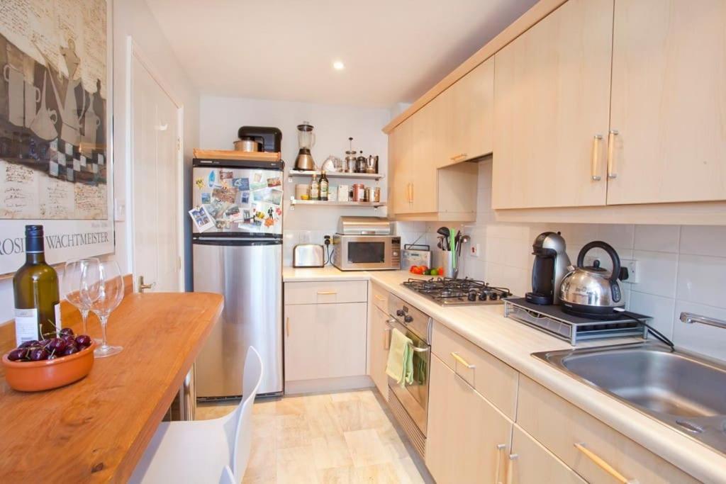 Walking Distance To Racecourse And City Centre York Bagian luar foto