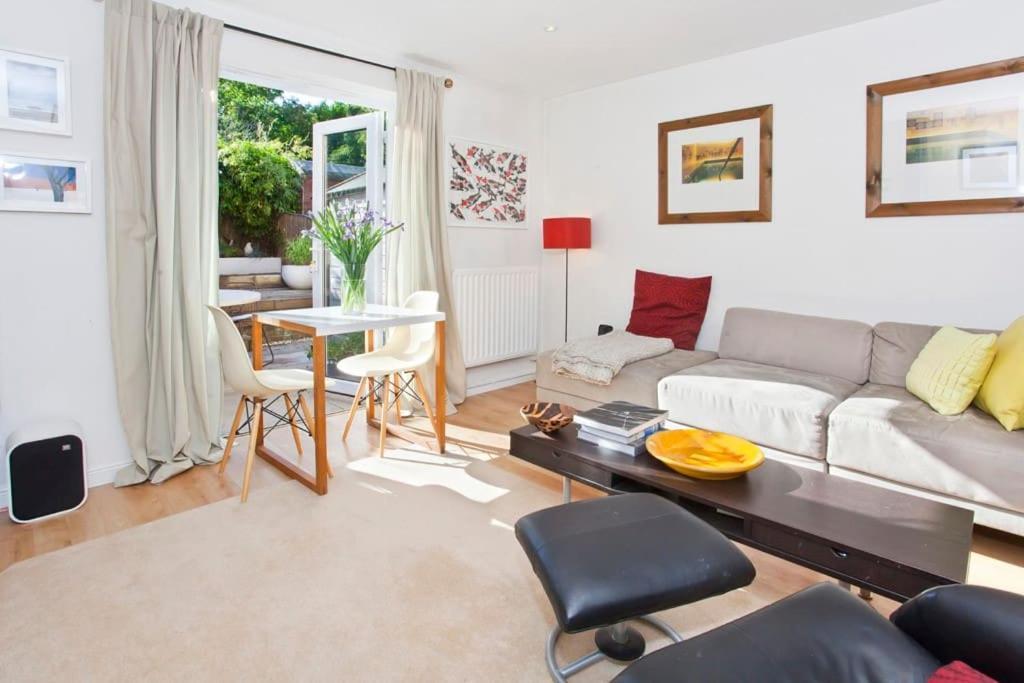 Walking Distance To Racecourse And City Centre York Bagian luar foto